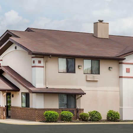 Super 8 Tappahannock Dış mekan fotoğraf