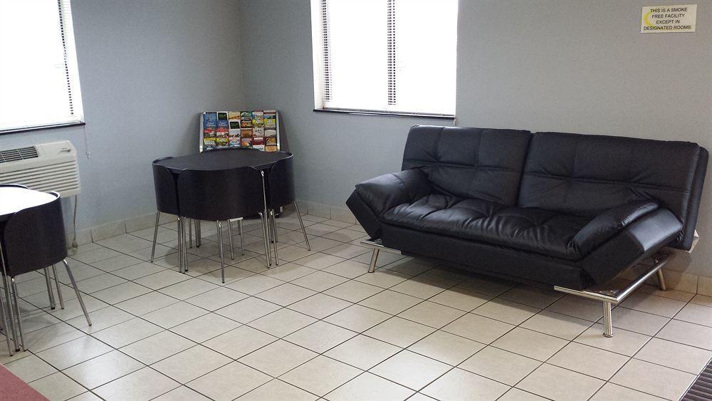 Super 8 Tappahannock Dış mekan fotoğraf